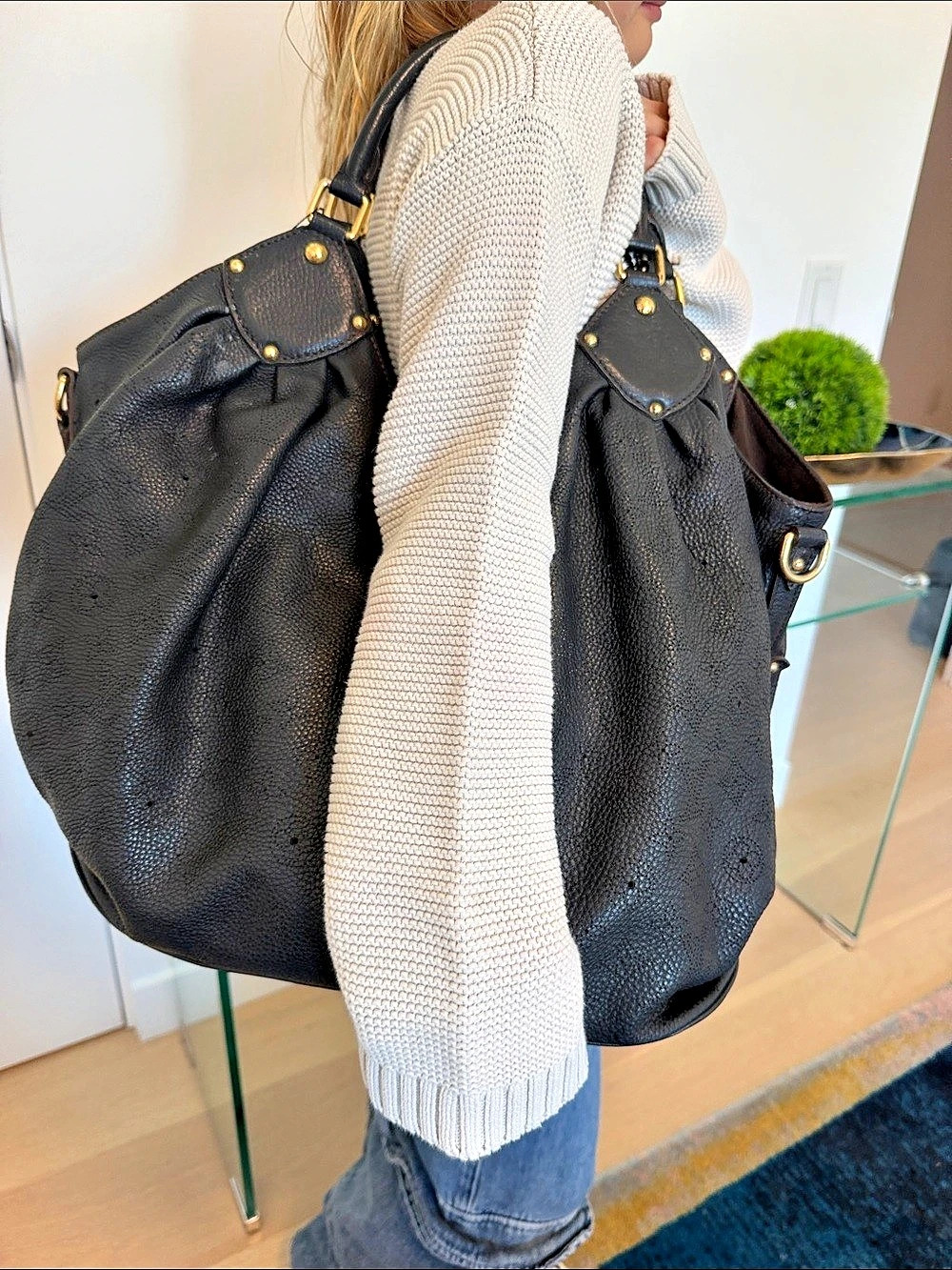 Louis Buitton Mahina XL Black Jobo Bag